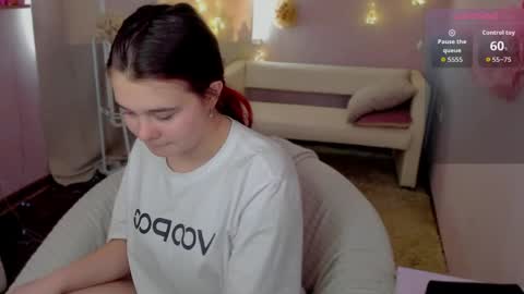 Snapshot of kacey_love chatting on 05/03/26, 06:08 Kacey online show from 05/03/26, 06:08