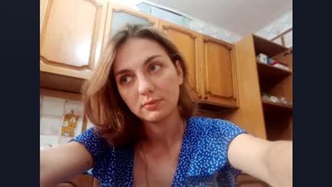 Nika online show from 09/28/25, 02:22