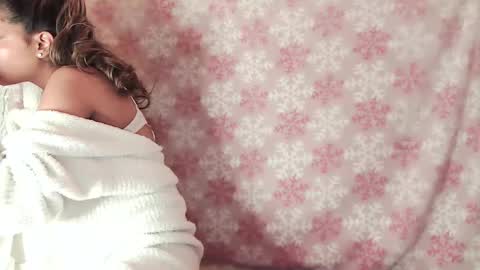 Snapshot of kaelagreen chatting on 02/22/25, 05:23 kaelagreen online show from 02/22/25, 05:23