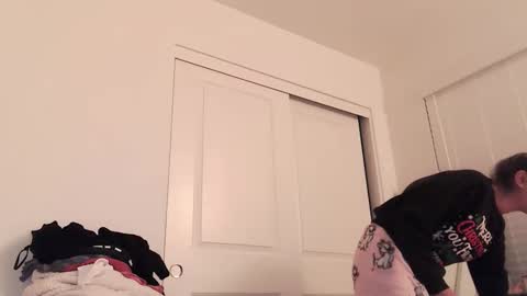 Snapshot of kaelagreen chatting on 01/14/26, 03:23 kaelagreen online show from 01/14/26, 03:23