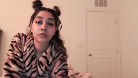 Snapshot of kaelagreen chatting on 01/18/26, 10:52 kaelagreen online show from 01/18/26, 10:52