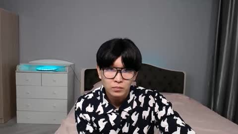 Snapshot of kai_chicken chatting on 12/02/25, 08:26 Kai Chicken online show from 12/02/25, 08:26