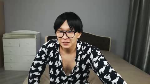 Snapshot of kai_chicken chatting on 01/15/26, 07:24 Kai Chicken online show from 01/15/26, 07:24