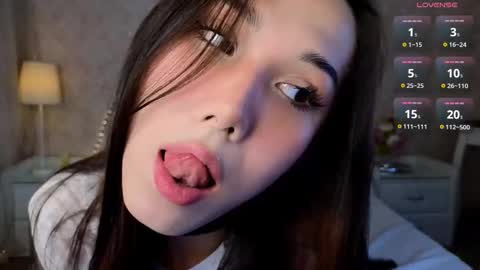 Kaia Monday Thursday FridaySaturdaySunday online show from 10/25/25, 03:07