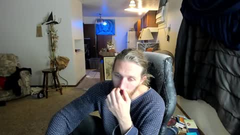 Kaiku77 online show from 10/26/25, 05:24