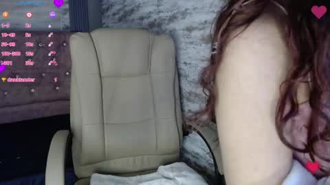 Snapshot of kailani8 chatting on 06/03/26, 02:33 Kailani online show from 06/03/26, 02:33