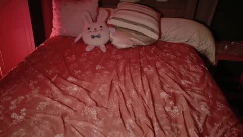 Kailee Smile online show from 11/18/25, 04:28