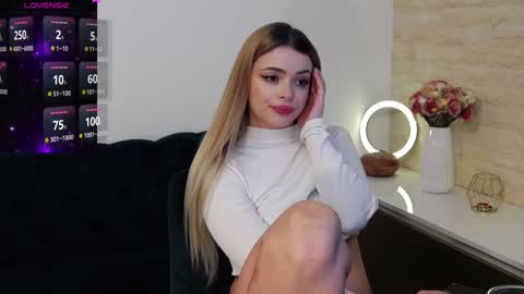 Kailyn online show from 12/06/24, 10:30