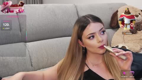 Kailyn online show from 02/08/25, 12:17