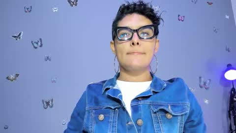 Snapshot of kaira_mosse_ chatting on 10/17/25, 11:13 kaira_mosse_ online show from 10/17/25, 11:13