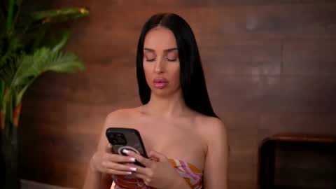 Kaira online show from 01/16/26, 07:29