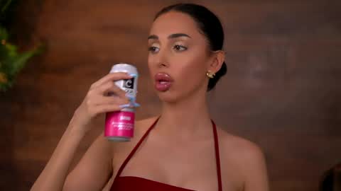 Kaira online show from 04/19/26, 06:43