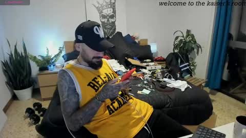 kaiser679 online show from 12/31/24, 12:00