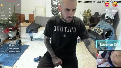 kaiser679 online show from 04/24/26, 07:27