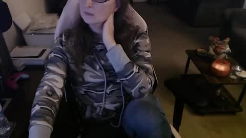 Camprincess331 online show from 10/31/25, 01:17