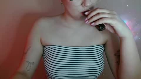 Snapshot of kaitlin_kk chatting on 03/09/26, 12:09 Kaitlin online show from 03/09/26, 12:09