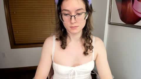 Kaiya    online show from 02/06/25, 07:45