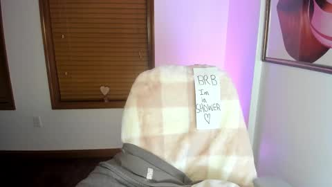 Kaiya    online show from 03/08/25, 02:01