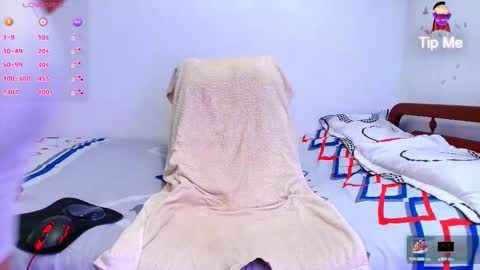 Snapshot of kal_el_8 chatting on 10/15/25, 11:16 Thomas online show from 10/15/25, 11:16