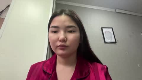 Sakura online show from 04/17/26, 01:14