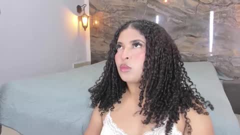 Snapshot of kaleb_violeta chatting on 10/15/25, 04:01 Kaleb Violet online show from 10/15/25, 04:01