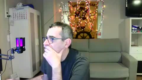 Snapshot of kalem48 chatting on 01/10/25, 11:18 MusicMen49 online show from 01/10/25, 11:18