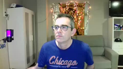 Snapshot of kalem48 chatting on 02/08/25, 11:02 MusicMen49 online show from 02/08/25, 11:02