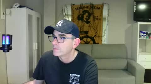 Snapshot of kalem48 chatting on 02/12/25, 10:26 MusicMen49 online show from 02/12/25, 10:26