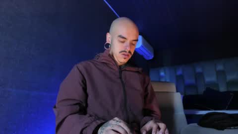 Snapshot of kaletattoos chatting on 05/11/26, 11:16 Kale online show from 05/11/26, 11:16