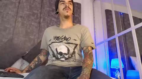 Snapshot of kaletattoos chatting on 05/25/26, 11:16 Kale online show from 05/25/26, 11:16