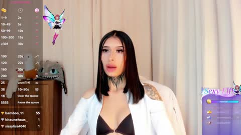 Snapshot of kali_ka chatting on 12/22/24, 10:47 Kali Ka Please help me with your thumbs up its important dont forget my birthday on October 26 online show from 12/22/24, 10:47