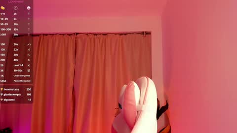 Snapshot of kali_ka chatting on 01/14/25, 11:27 Kali Ka Please help me with your thumbs up its important dont forget my birthday on October 26 online show from 01/14/25, 11:27