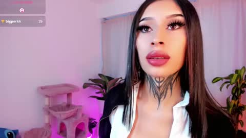 Snapshot of kali_ka chatting on 02/14/25, 11:31 Kali Ka Please help me with your thumbs up its important dont forget my birthday on October 26 online show from 02/14/25, 11:31