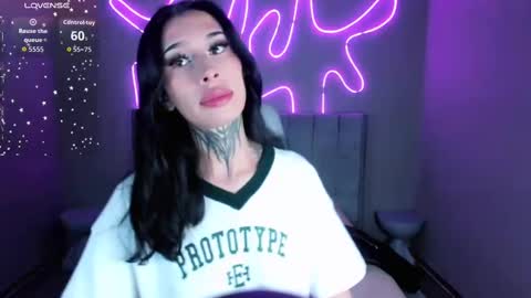 Snapshot of kali_ka chatting on 10/12/25, 08:52 Kali Ka Please help me with your thumbs up its important dont forget my birthday on October 26 online show from 10/12/25, 08:52