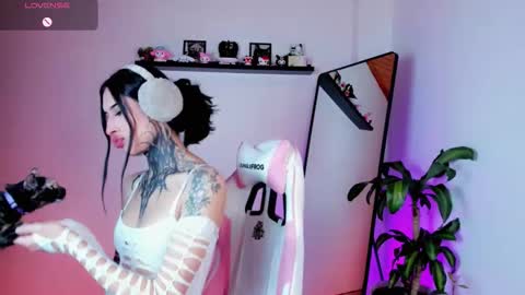 Kali Ka Please help me with your thumbs up its important   dont forget my birthday on October 26 online show from 03/20/26, 10:03