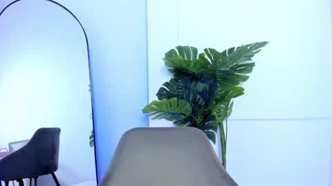 Kali Bloom  online show from 02/04/26, 11:31