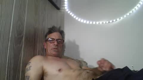 kalifornia91666 online show from 12/20/25, 03:57