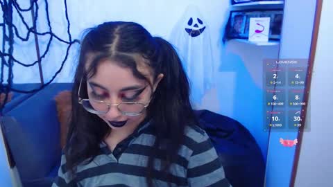 Snapshot of kalilowe_ chatting on 10/28/25, 05:59 Kali online show from 10/28/25, 05:59