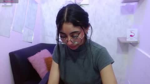 Snapshot of kalilowe_ chatting on 11/02/25, 04:09 Kali online show from 11/02/25, 04:09