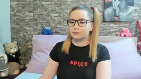 kalindahot online show from 05/31/26, 06:04