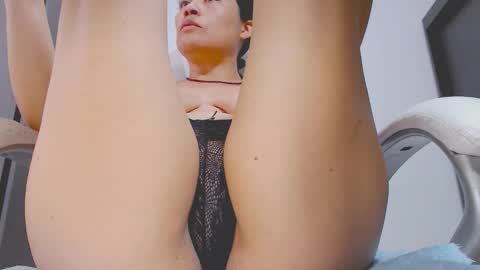 Hannah online show from 11/20/25, 04:07