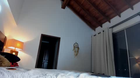 Snapshot of kamari_gaia chatting on 02/24/26, 01:47 Alma online show from 02/24/26, 01:47