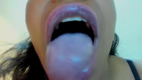 Snapshot of kamariafyre chatting on 01/15/25, 12:04  Kamaria Fyre  online show from 01/15/25, 12:04