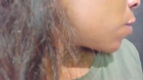 Snapshot of kamariafyre chatting on 03/02/25, 02:54  Kamaria Fyre  online show from 03/02/25, 02:54