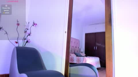 Snapshot of kamila_arias chatting on 02/06/26, 12:08 online show from 02/06/26, 12:08