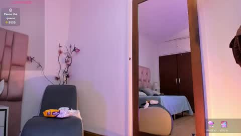 Snapshot of kamila_arias chatting on 04/27/26, 12:36 online show from 04/27/26, 12:36