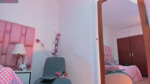 Snapshot of kamila_arias chatting on 06/12/26, 12:48 online show from 06/12/26, 12:48