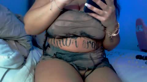 Snapshot of kamila_french chatting on 03/08/25, 09:08 Kamila online show from 03/08/25, 09:08