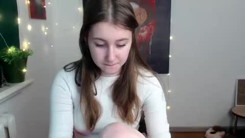 kamilla_love_ online show from 01/17/26, 12:32