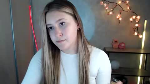Snapshot of kamilla_love_ chatting on 06/01/26, 12:29 kamilla_love_ online show from 06/01/26, 12:29
